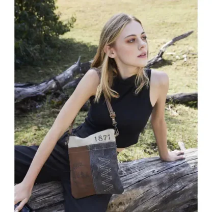 1877 Small Crossbody Bag - Image 3