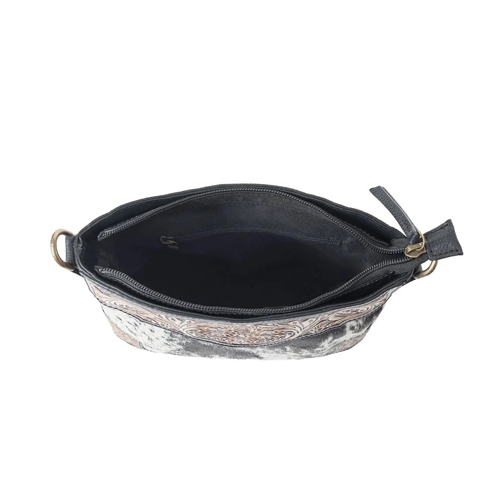 Glorious Rangelands Crossbody Bag In Black And White - Image 4
