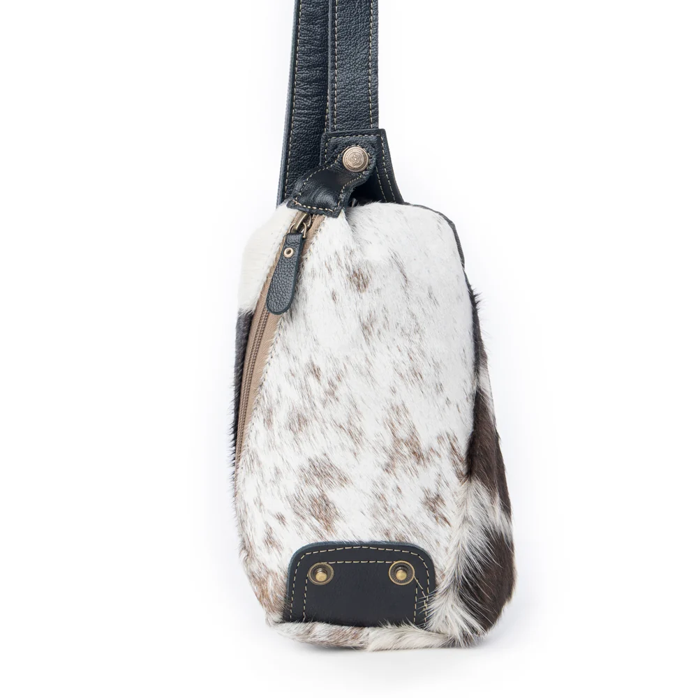 Robnette Ranch Fannypack Bag In Black & White